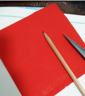 簡單的公雞<a href=http://inspiredelm.com/jianzhi/ target=_blank class=infotextkey>剪紙</a>教程