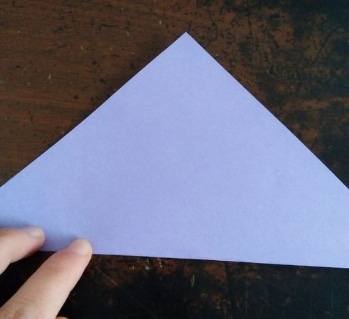 小松鼠動(dòng)物<a href=http://inspiredelm.com/jianzhi/ target=_blank class=infotextkey>剪紙</a>