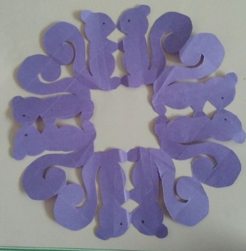 小松鼠動(dòng)物<a href=http://inspiredelm.com/jianzhi/ target=_blank class=infotextkey>剪紙</a>