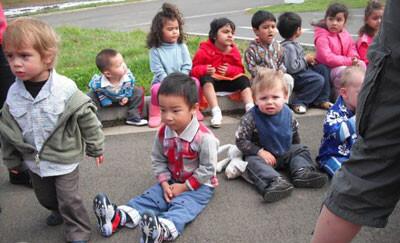 幼兒園小班下學(xué)期語言<a href=http://inspiredelm.com/jiaoan/ target=_blank class=infotextkey>教案</a>《變色的蝸牛》